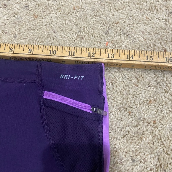 Nike Dri Fit Women’s XS Purple Capri Leggings Zip Pocket Drawstring - Picture 7 of 9